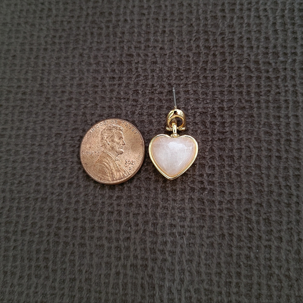 Coach Carved Rose🌹Quartz Heart💕 Drop Earrings - Picture 5 of 12